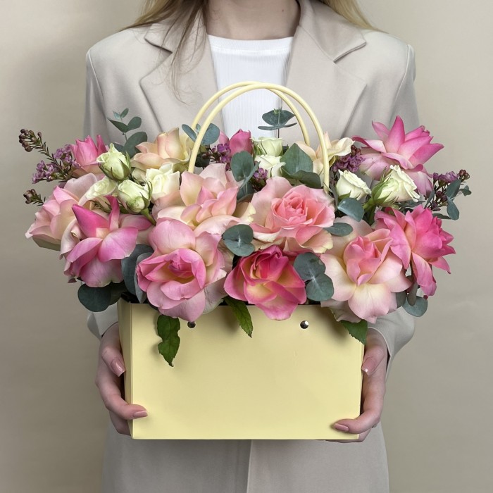 Букет дня с розами Звездная ночь